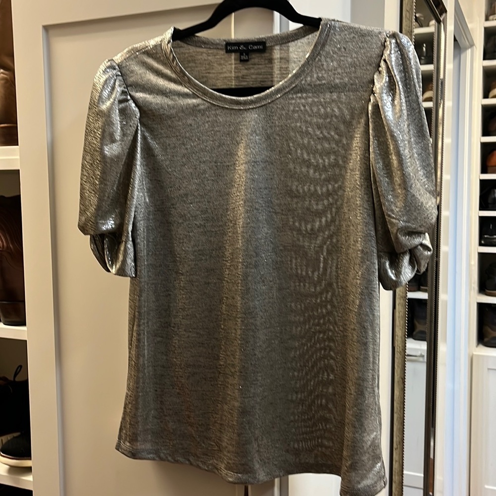 Kim and Cami, Shiny Top, Silver and Black, Excellent Condition.